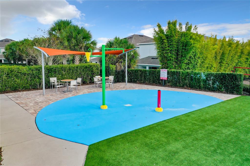 Slide show image of the Orlando Florida Home for Sale 57