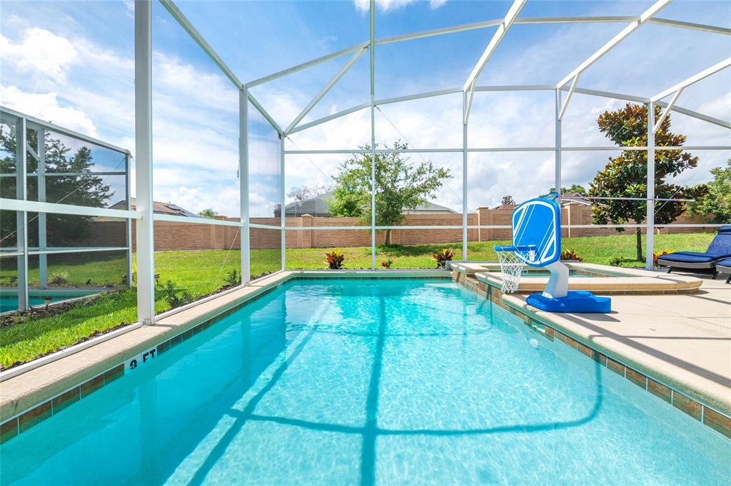 Slide show image of the Orlando Florida Home for Sale 10