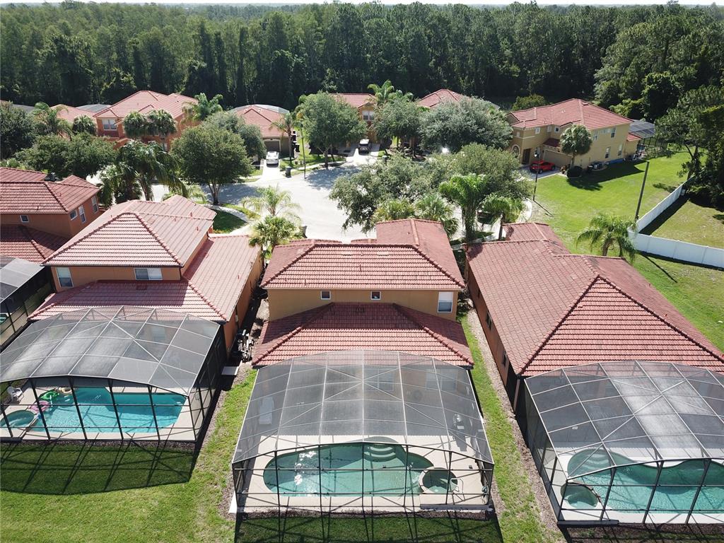 Slide show image of the Orlando Florida Home for Sale 53