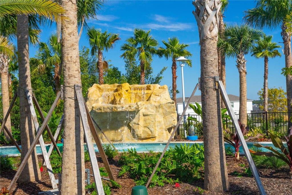 Slide show image of the Orlando Florida Home for Sale 86