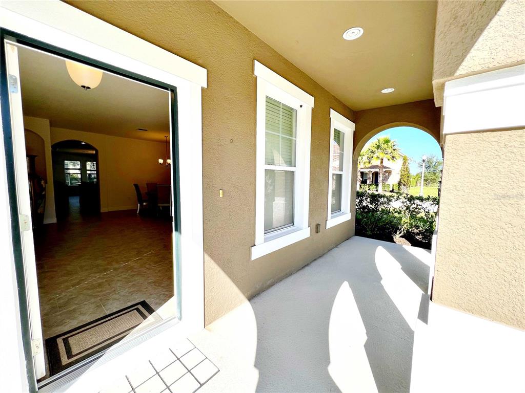 Slide show image of the Orlando Florida Home for Sale 05