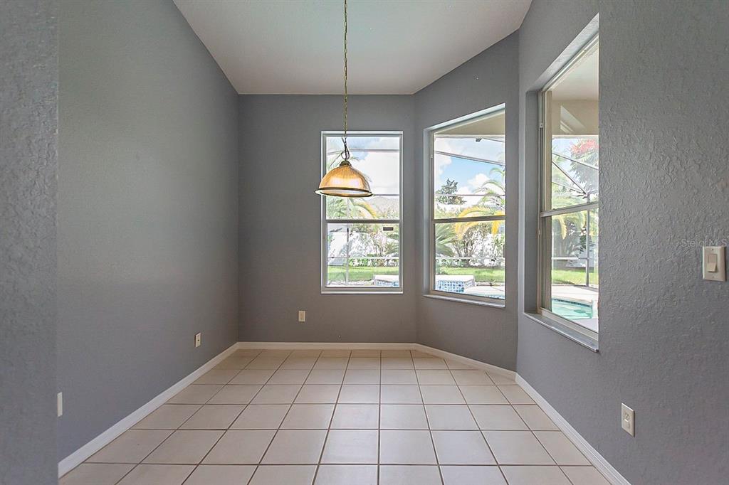Slide show image of the Orlando Florida Home for Sale 11