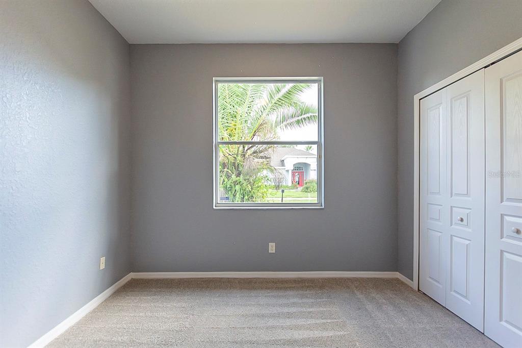 Slide show image of the Orlando Florida Home for Sale 22