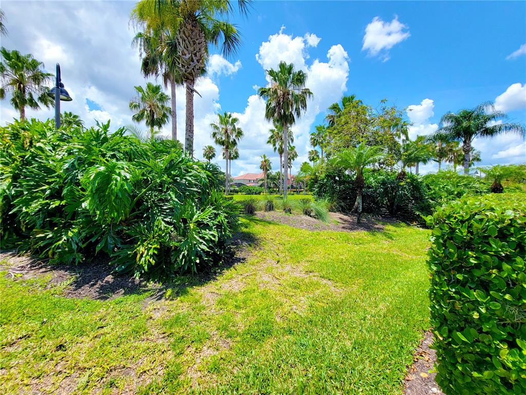 Slide show image of the Orlando Florida Home for Sale 18