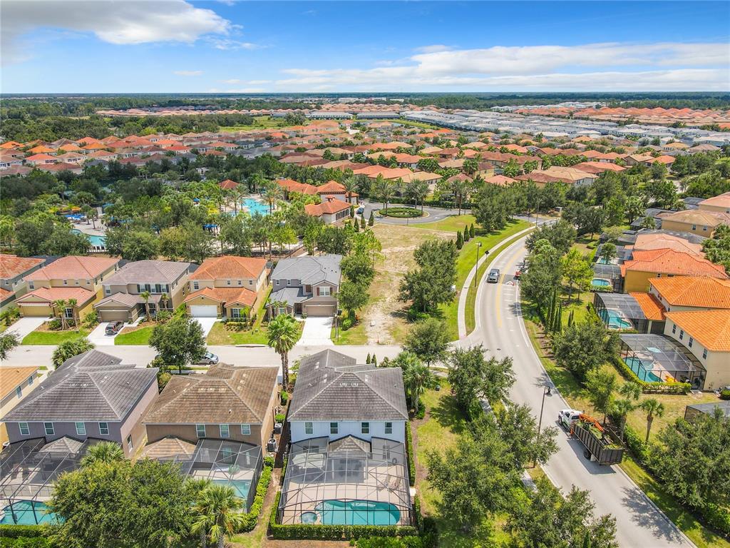 Slide show image of the Orlando Florida Home for Sale 77