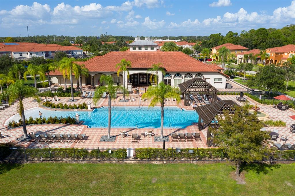 Slide show image of the Orlando Florida Home for Sale 89