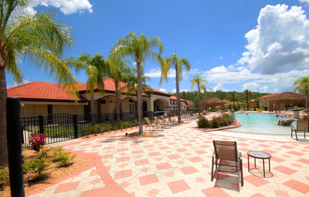 Slide show image of the Orlando Florida Home for Sale 95