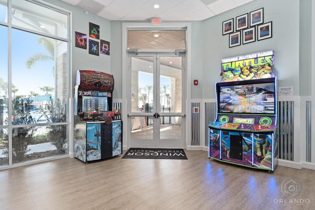 Slide show image of the Orlando Florida Home for Sale 70